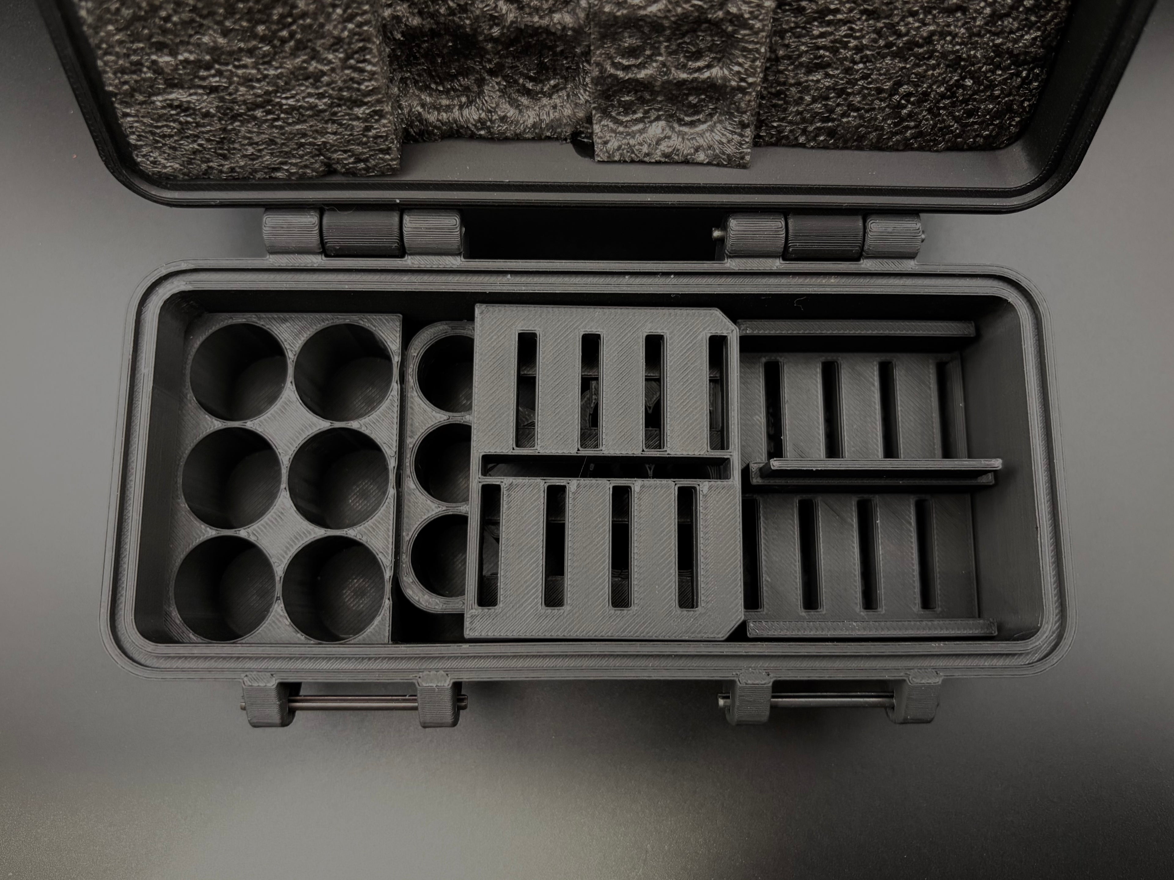 Tactical Battery Storage Box – Rugged 3D Printed Organizer (6× CR123A | 6× AA | 8× CR2032)